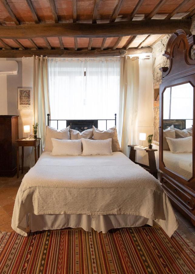 Agriturismo Borgo Di Campagna Il Tesoro Torre Alfina エクステリア 写真